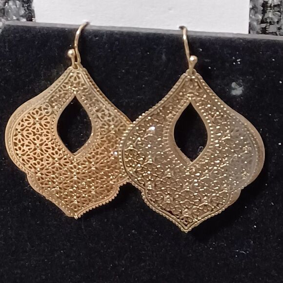 Gold-Toned Moroccan-Style Filigree Earrings - Picture 1 of 2